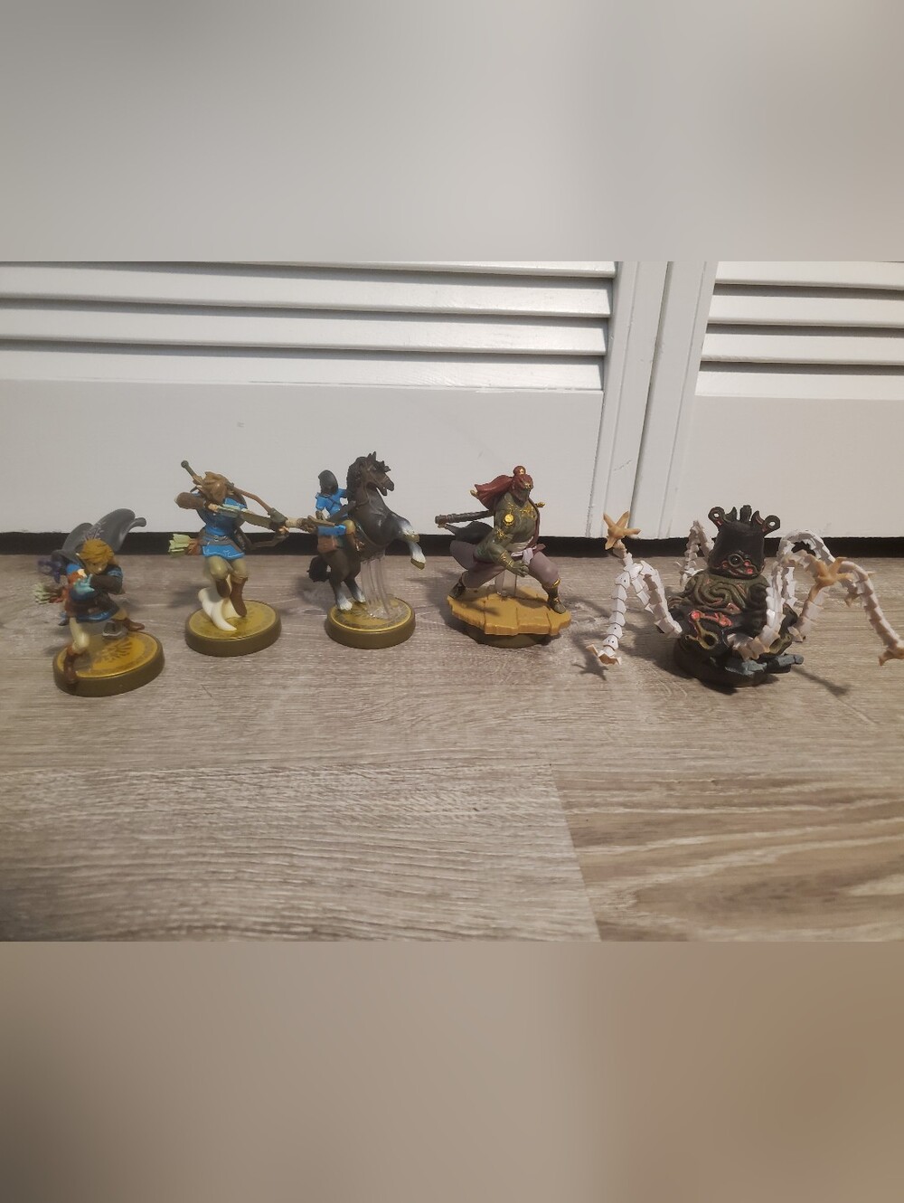 The Legend of Zelda Amiibo Bundle - Links, Rider, Ganondrof and Guardian Figures